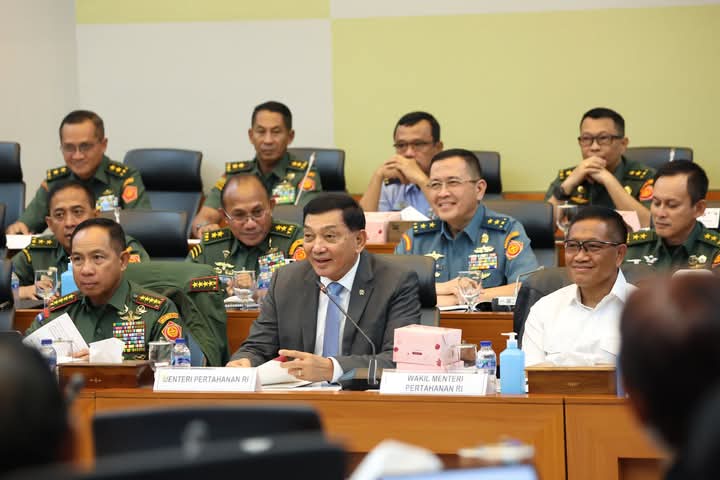 Menhan Sjafrie Sjamsoeddin,Hadiri Rapat Kerja Komisi I DPR RI