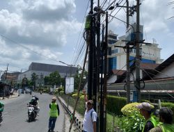 Pekerjaan Dihentikan Sementara : DPN BAKUMKU Soroti Aktivitas Kabel Fiber Optik di Kelurahan Pahlawan, Namun Oknum Satpol PP Inisial M.H Gagal Coba Lindungi Perusahaan”